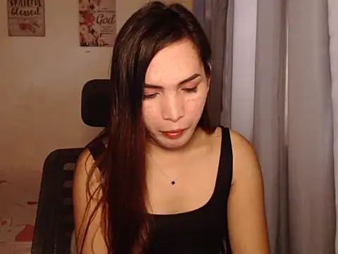 Snapshot of Msyensmith chatting on February 2025 05:05:01 AM Msyensmith online show from February 2025 05:05:01 AM