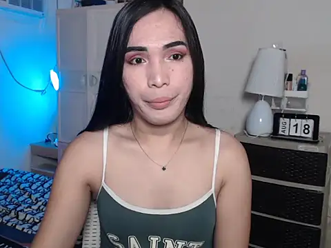 Snapshot of Msyensmith chatting on September 2025 03:30:02 AM Msyensmith online show from September 2025 03:30:02 AM