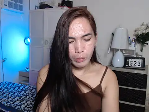 Snapshot of Msyensmith chatting on October 2025 12:26:02 PM Msyensmith online show from October 2025 12:26:02 PM