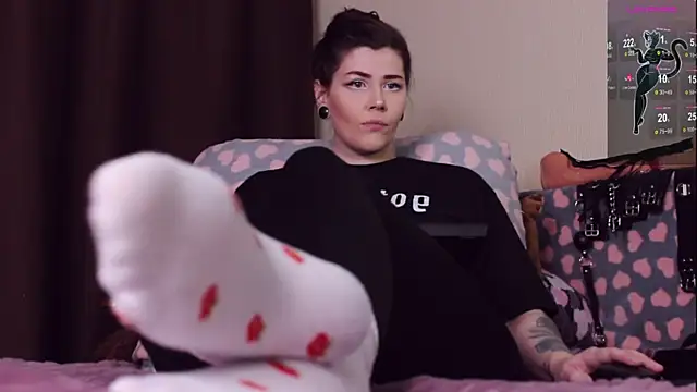 Luna Blake online show from December 2024 05:50:01 PM