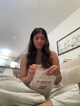 Gaby zahir  online show from March 2025 03:42:01 PM