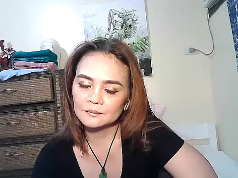 Kisses-13 online show from November 2025 01:57:02 PM