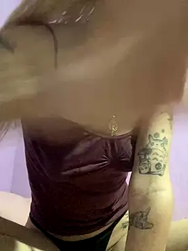 Snapshot of bunnydark00 chatting on December 2024 02:31:02 AM bunnydark00 online show from December 2024 02:31:02 AM