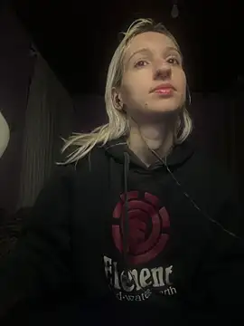 Snapshot of bunnydark00 chatting on October 2025 01:11:01 AM bunnydark00 online show from October 2025 01:11:01 AM