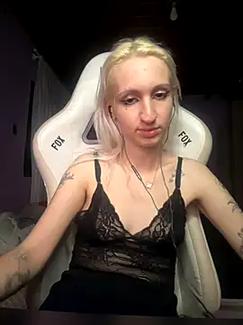 Snapshot of bunnydark00 chatting on October 2025 02:50:02 AM bunnydark00 online show from October 2025 02:50:02 AM