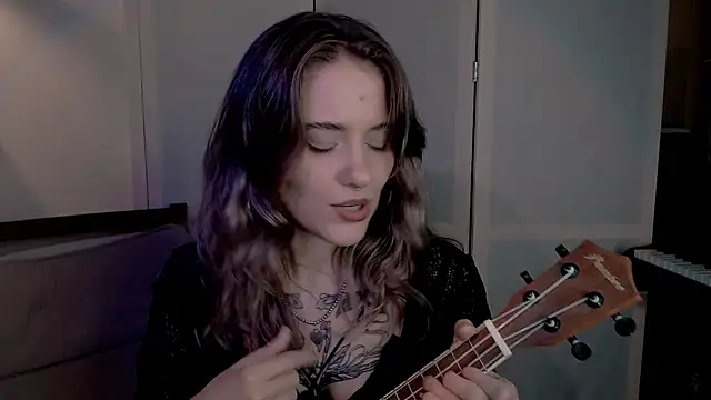 risha laas online show from December 2024 10:41:02 PM