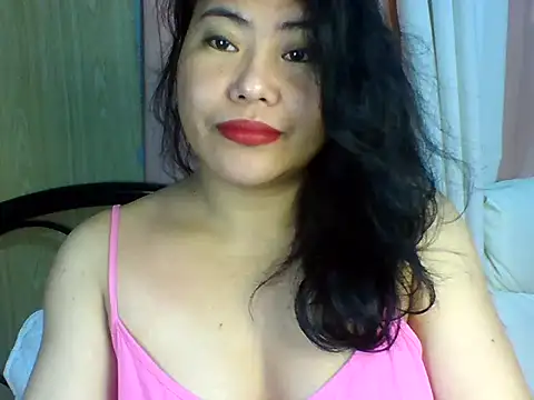 Snapshot of SexiestAries chatting on November 2025 02:50:01 PM SexiestAries online show from November 2025 02:50:01 PM