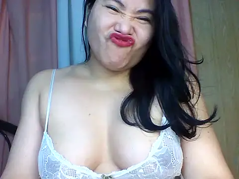 SexiestAries online show from December 2025 01:14:02 AM