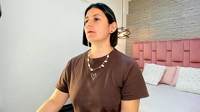 SarahDeyvis online show from January 2025 05:20:01 PM