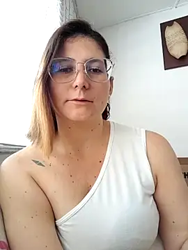 SarahDeyvis online show from October 2025 06:13:02 PM