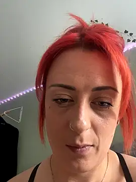 Englishhornybecca30 online show from October 2025 01:28:02 PM