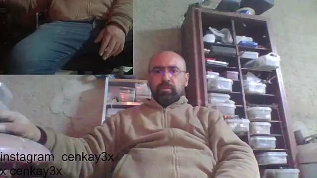 Snapshot of masculine_bear_daddy chatting on February 2025 03:42:02 PM masculine bear daddy online show from February 2025 03:42:02 PM