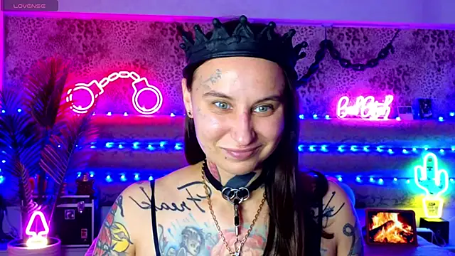 Cool Freak  online show from January 2026 10:31:02 AM