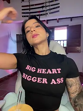 Snapshot of Ale_Lewis chatting on March 2026 10:02:02 PM Ale Lewis online show from March 2026 10:02:02 PM