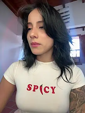 Snapshot of Ale_Lewis chatting on April 2026 09:59:01 PM Ale Lewis online show from April 2026 09:59:01 PM