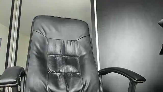 MichaelMasterss online show from January 2025 11:27:02 PM