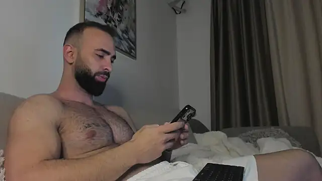 MichaelMasterss online show from December 2025 09:10:02 PM