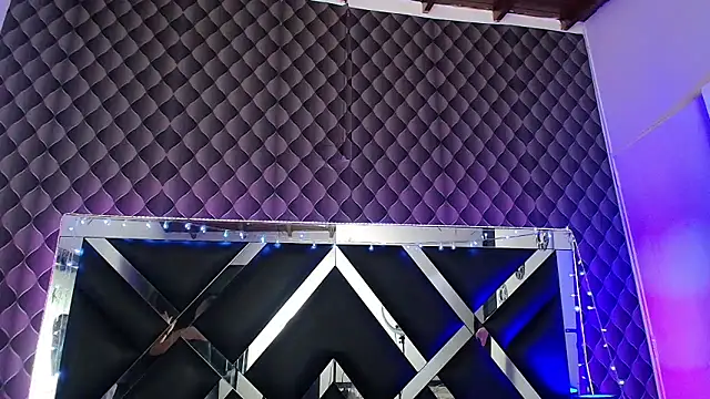 victoriaa lee  online show from February 2026 08:36:02 PM