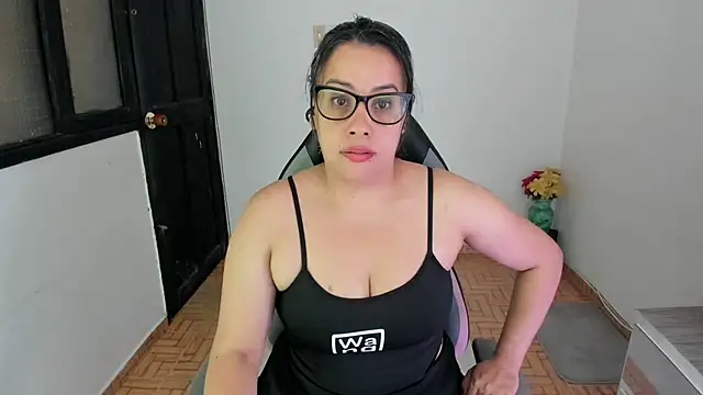 smile sweetpao online show from March 2025 01:13:01 AM