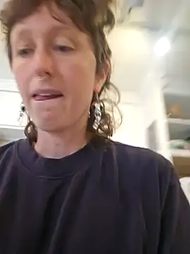 mossy kiss online show from January 2025 06:49:02 PM