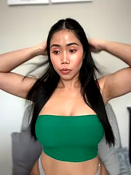 JazzieXo online show from October 2025 06:48:01 PM