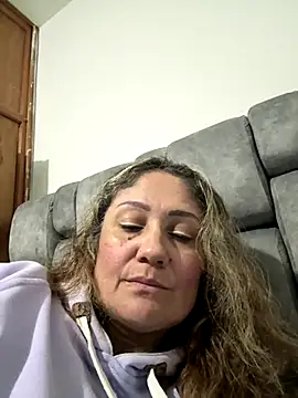 gabiTetas online show from September 2025 09:39:02 PM