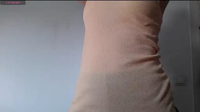  Hot Lady  online show from February 2026 04:16:02 PM