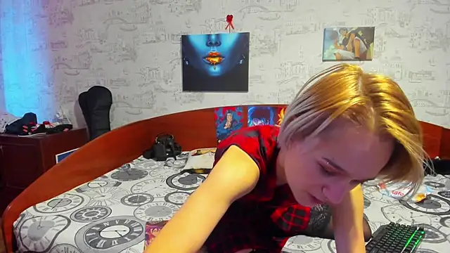 KagamiTayga online show from March 2025 08:32:01 AM