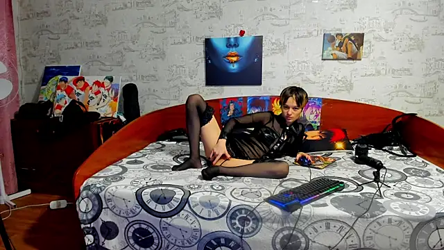 KagamiTayga online show from November 2025 02:55:01 AM