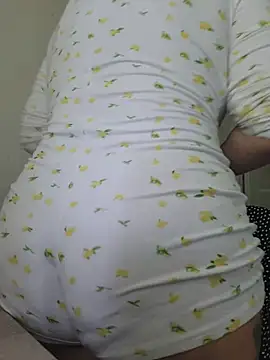 Snapshot of ROXOLANAA_SEXY chatting on June 2026 10:46:02 AM ROXOLANAA SEXY online show from June 2026 10:46:02 AM