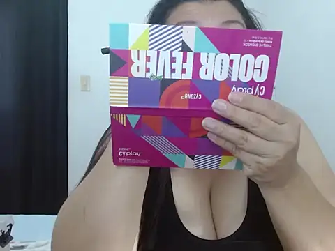 Victoriaevans1 online show from October 2025 03:31:02 PM