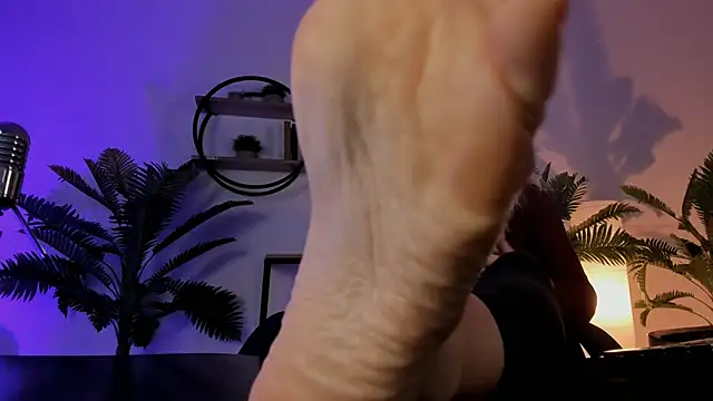 RebeccaMartinez online show from December 2024 01:38:02 PM