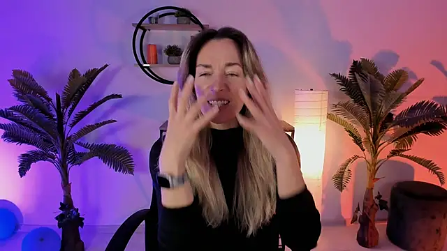 RebeccaMartinez online show from January 2025 05:13:02 AM