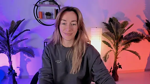 RebeccaMartinez online show from January 2025 05:32:01 AM