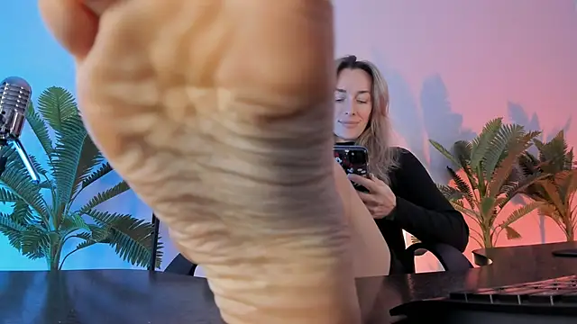 RebeccaMartinez online show from February 2025 11:44:02 AM