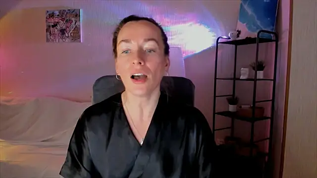 RebeccaMartinez online show from November 2025 08:47:01 AM