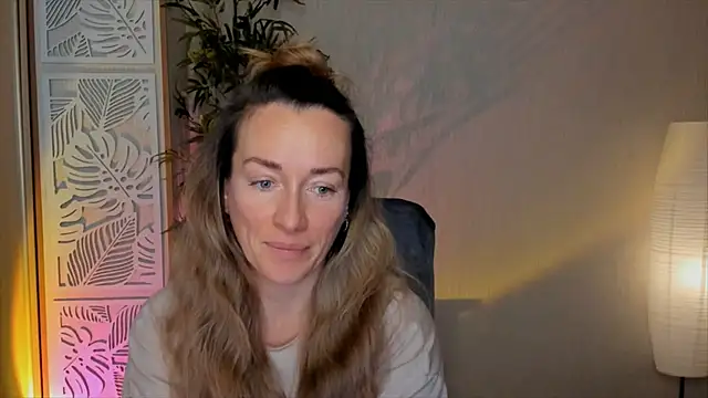 RebeccaMartinez online show from February 2026 05:30:01 AM