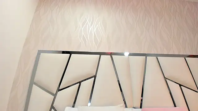 kimberly7  online show from October 2025 11:40:01 AM