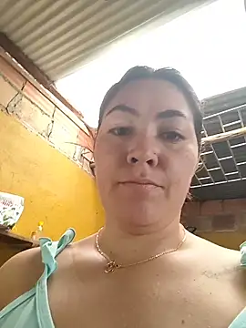 Snapshot of katha_steele_ chatting on January 2026 01:04:01 PM katha steele online show from January 2026 01:04:01 PM