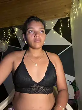 Snapshot of emilyharber chatting on October 2025 06:31:01 PM emilyharber online show from October 2025 06:31:01 PM