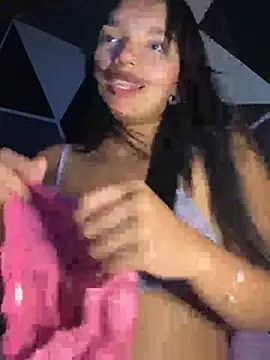 Snapshot of emilyharber chatting on November 2025 08:22:02 PM emilyharber online show from November 2025 08:22:02 PM