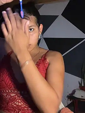 Snapshot of emilyharber chatting on December 2025 08:27:01 PM emilyharber online show from December 2025 08:27:01 PM