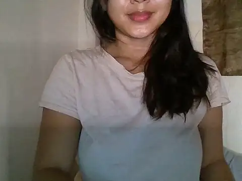 Snapshot of _smiling4u_ chatting on July 2026 02:34:02 PM smiling4u online show from July 2026 02:34:02 PM