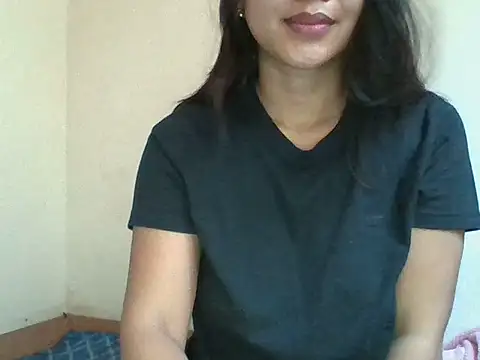 Snapshot of _smiling4u_ chatting on July 2026 01:30:01 AM smiling4u online show from July 2026 01:30:01 AM