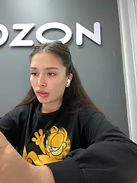 Snapshot of Sweet_Lollypop chatting on December 2024 04:28:02 PM Sweet Lollypop online show from December 2024 04:28:02 PM