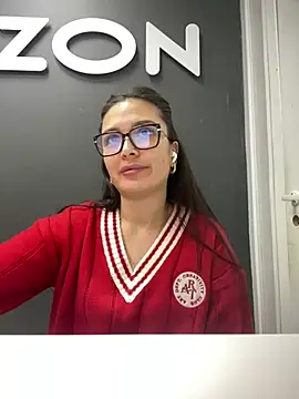 Snapshot of Sweet_Lollypop chatting on January 2025 07:42:01 AM Sweet Lollypop online show from January 2025 07:42:01 AM