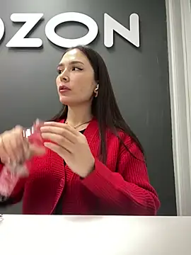 Snapshot of Sweet_Lollypop chatting on March 2025 04:24:02 PM Sweet Lollypop online show from March 2025 04:24:02 PM