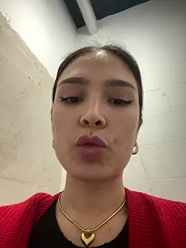 Snapshot of Sweet_Lollypop chatting on March 2025 07:19:01 AM Sweet Lollypop online show from March 2025 07:19:01 AM