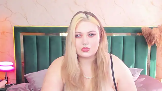 Snapshot of rosal1a chatting on March 2026 11:28:02 AM rosal1a online show from March 2026 11:28:02 AM