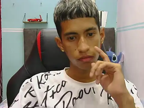 Snapshot of Angelstripboy chatting on March 2026 04:23:01 PM Angelstripboy online show from March 2026 04:23:01 PM